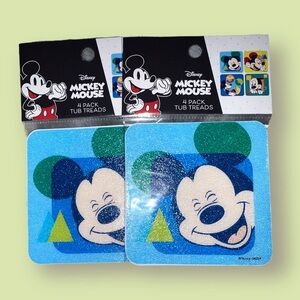 New Mickey 8pc Tub Treads Set